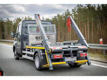 شاحنات قابلة للفك شاحنة IVECO Daily 70c18