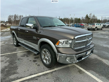 شاحنة البيك أب DODGE