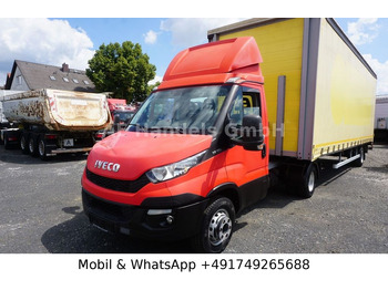 شاحنة جرار IVECO Daily