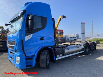الشاسيه شاحنة IVECO Stralis 460