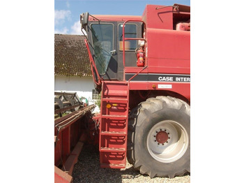 حصادة شاملة Case IH 1680 E 22 fod skærebord og ekstra bredde hjul: صور 3