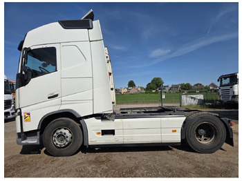 شاحنة جرار VOLVO FH 500 4X2 TRACTOR UNIT 2 TANKS VEB+: صور 3