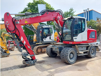 حفارة على عجلات LIEBHERR A 914