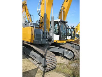 حفارات زحافة LIEBHERR R 938