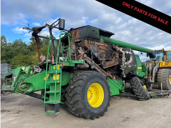 حصادة شاملة JOHN DEERE T550