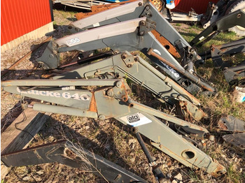 لوادر وحفارات أمامية