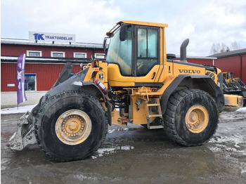 اللودر بعجل VOLVO L110F