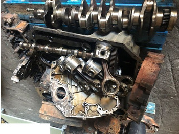 المحرك و قطع الغيار DEUTZ