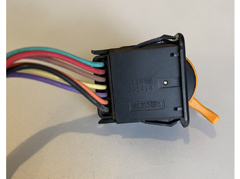 النظام الكهربائي JOHN DEERE