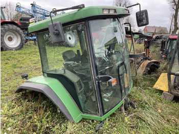 الكبائن JOHN DEERE