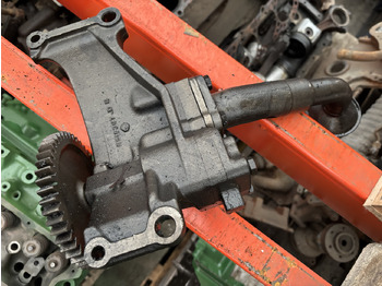 ضخ النفط JOHN DEERE