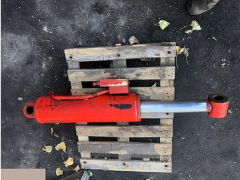 الاسطوانة الهيدروليكية MANITOU