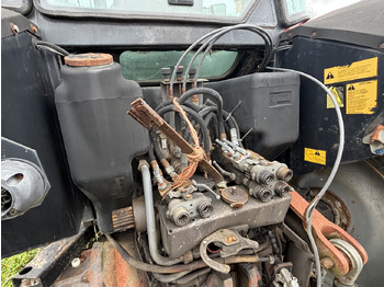 صمامات هيدروليكية MASSEY FERGUSON