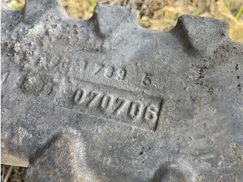 مفصل التوجيه - الآلات والماكينات الزراعية Mecalac 12 XVT - most tylny - zwolnica obudowa zwrotnica: صور 2