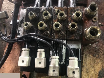 صمامات هيدروليكية DANFOSS / SAUER