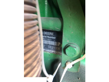 المحرك JOHN DEERE