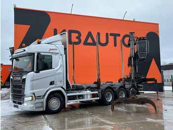 شاحنة قطع الأشجار SCANIA R 520