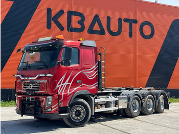 شاحنة ذات الخطاف VOLVO FH16 700