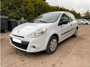 سيارة RENAULT