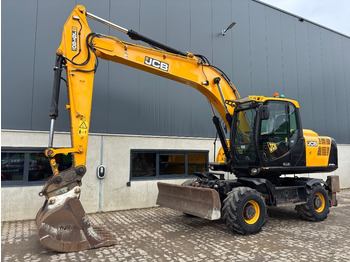 حفارة على عجلات JCB JS145W
