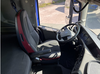 شاحنة جرار Volvo FH 420 Globetrotter / 921 dkm / 2 Tanks / VEB+ / APK TUV 05-25: صور 3