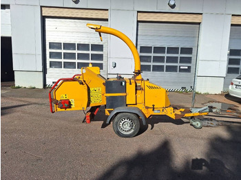 ماكينة تقطيع الأغصان GREENMECH