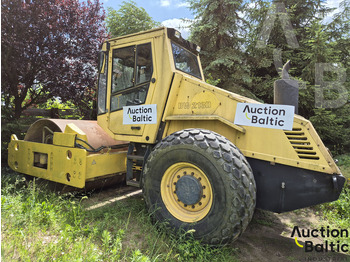 مدحلة BOMAG