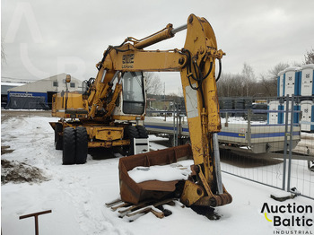 حفارة على عجلات LIEBHERR