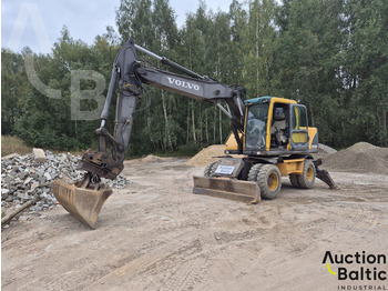 حفارة على عجلات VOLVO EW160B
