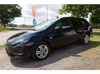 سيارة OPEL