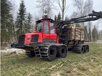 شاحنات نقل الأخشاب في الغابات KOMATSU