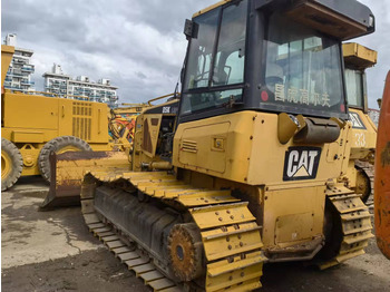 حفارة CATERPILLAR D5K LGP: صور 2 حفارة CATERPILLAR D5K LGP: صور 2