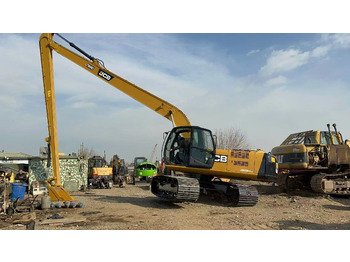 حفارات زحافة JCB JS220LC: صور 4 حفارات زحافة JCB JS220LC: صور 4