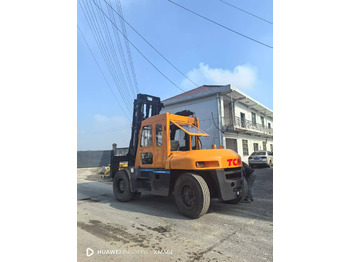 رافعة شوكية ديزل TCM