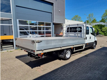 الشاحنات الصغيرة المسطحة, الشاحنات الصغيرة كابينة مزدوجة Iveco Daily 35C18 3.0D DC 6 zits Open laadbak 4.10m EURO 6: صور 2
