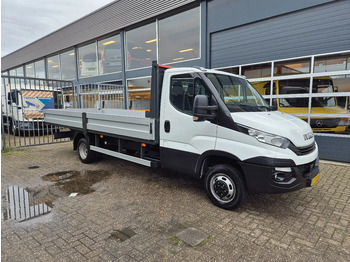 الشاحنات الصغيرة المسطحة IVECO Daily 50c18