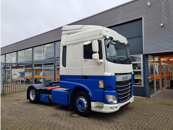 شاحنة جرار DAF XF 106 440