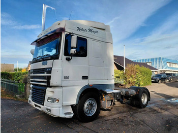 شاحنة جرار DAF XF 95 430