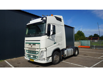 شاحنة جرار Volvo FH 460 EURO 6 GLOBETROTTER: صور 3 شاحنة جرار Volvo FH 460 EURO 6 GLOBETROTTER: صور 3