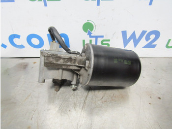 الكابينة والداخلية