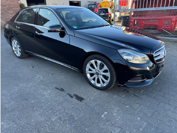سيارة MERCEDES-BENZ