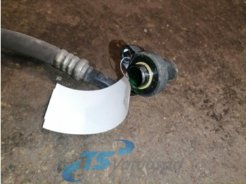 التدفئة/ التهوية - شاحنة Volvo A/C pipe 82331894: صور 2