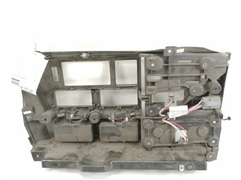 قطع غيار عامة - شاحنة Volvo Salongi plastik 82214560: صور 5