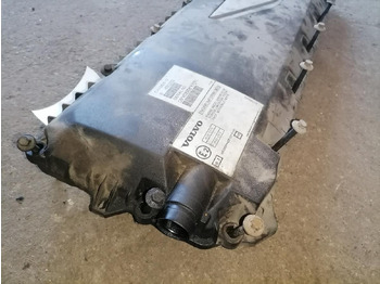 اسطوانة رئيس - شاحنة Volvo Valve cover 21717720: صور 3