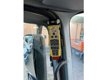 شاحنة ذات الخطاف Mercedes-Benz 2541 6X2 Meiller Funk Zustand wie 200 tkm Mercedes-Benz 2541 6X2 Meiller RK 20.65 Funk | Top Zustand!: صور 4 شاحنة ذات الخطاف Mercedes-Benz 2541 6X2 Meiller Funk Zustand wie 200 tkm Mercedes-Benz 2541 6X2 Meiller RK 20.65 Funk | Top Zustand!: صور 4