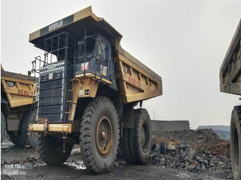 شاحنة قلابة للمحاجر CATERPILLAR 777