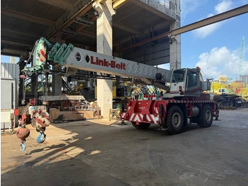 رافعة الطرق الوعرة