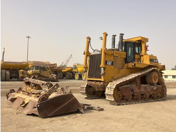 بلدوزر CATERPILLAR