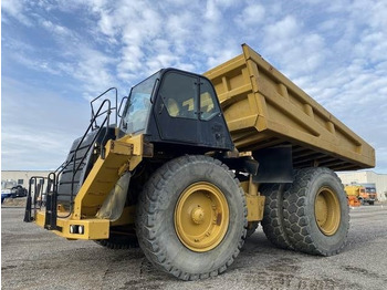 شاحنة قلابة للمحاجر CATERPILLAR 777F