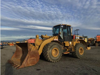 اللودر بعجل CATERPILLAR 966G